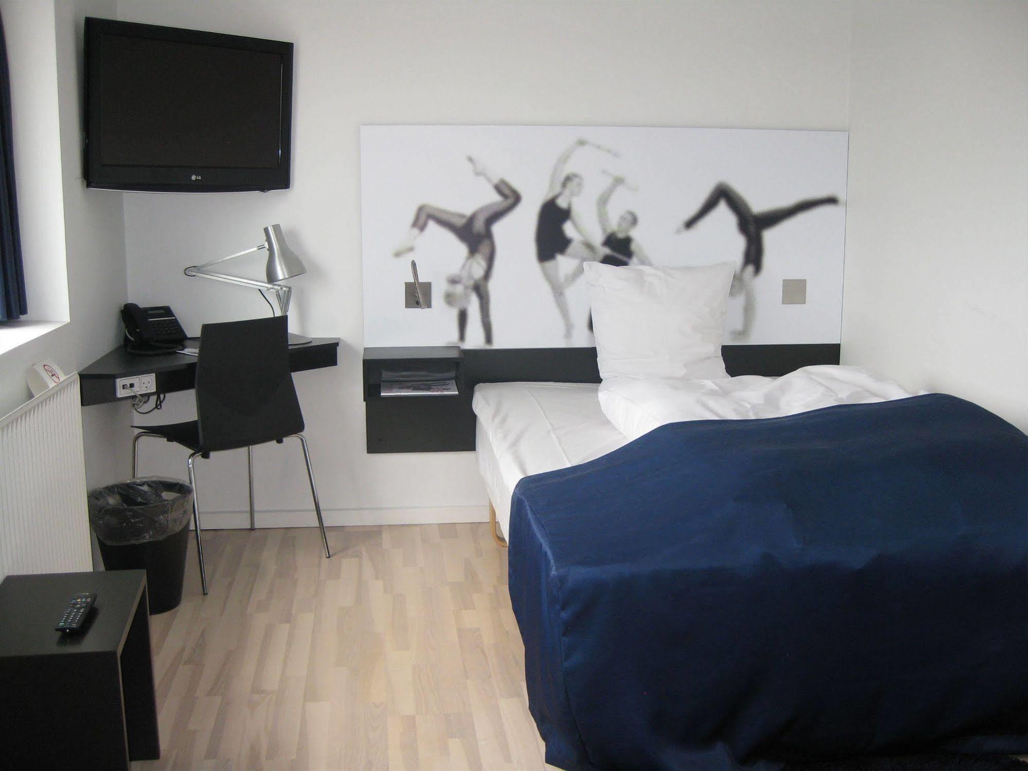 Hotel Dgi-Huset Herning Dış mekan fotoğraf